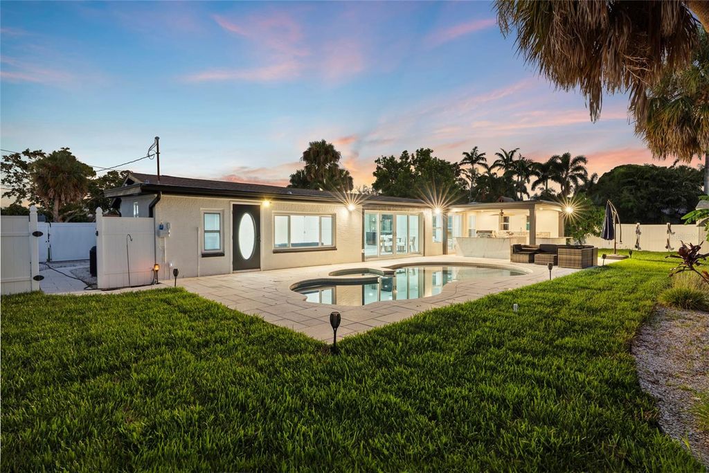 Photo of 4440 Huntington Street NE, St Petersburg, FL 33703 (MLS # TB8417746)