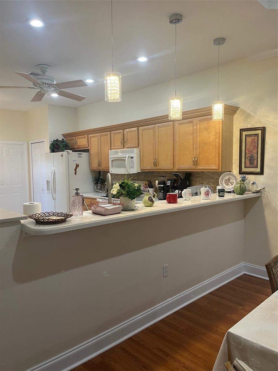 GROVES PH 03 CLUB VILLAS - Residential