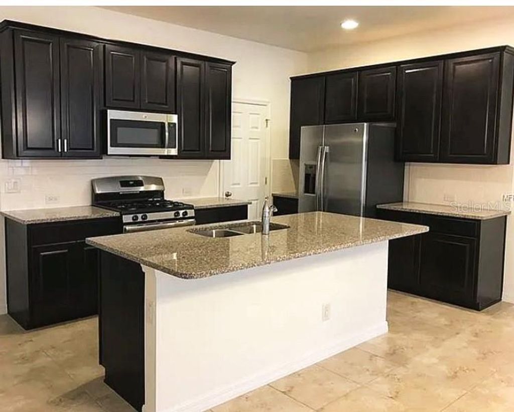 Photo of 15590 Murcott Blossom Boulevard, Winter Garden, FL 34787 (MLS # S5140558)