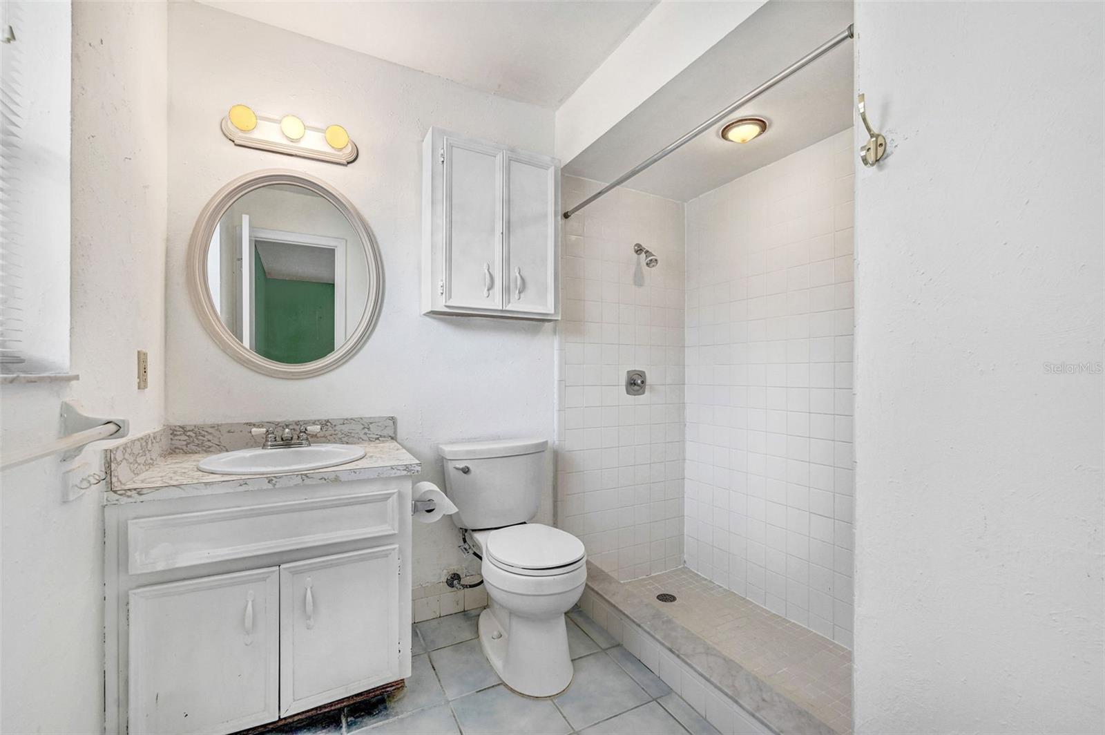 VILLA DE PALMAS UNIT 04 - Residential