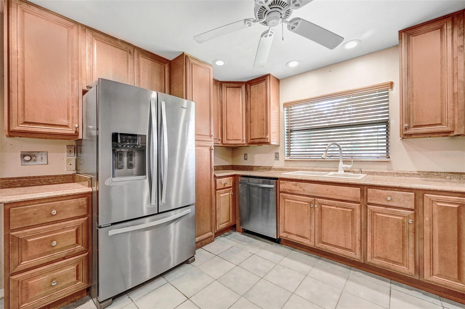 VILLA DE PALMAS UNIT 04 - Residential