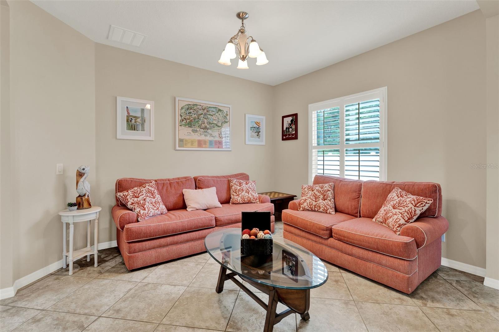 1692 BLUE GRASS BOULEVARD