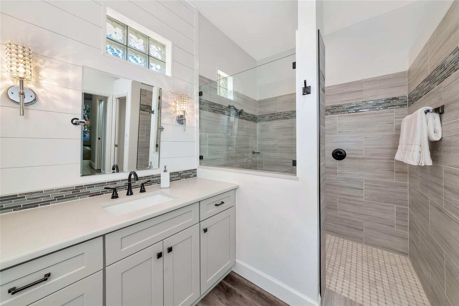 MILL CREEK PH IV - Residential