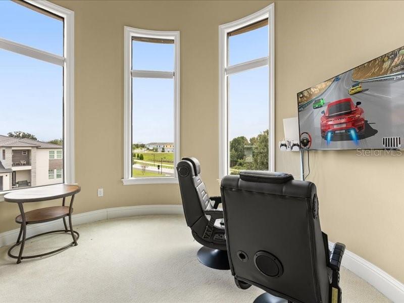 REUNION WEST VLGS NORTH - Residential