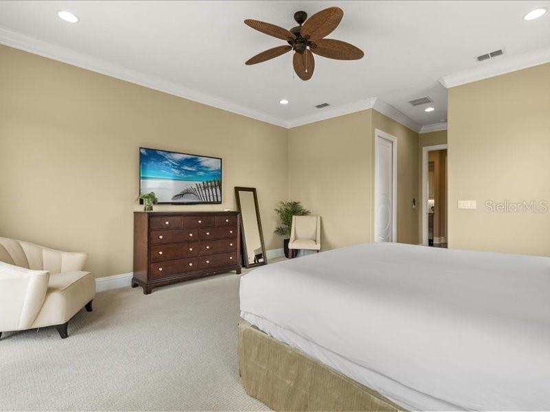 REUNION WEST VLGS NORTH - Residential