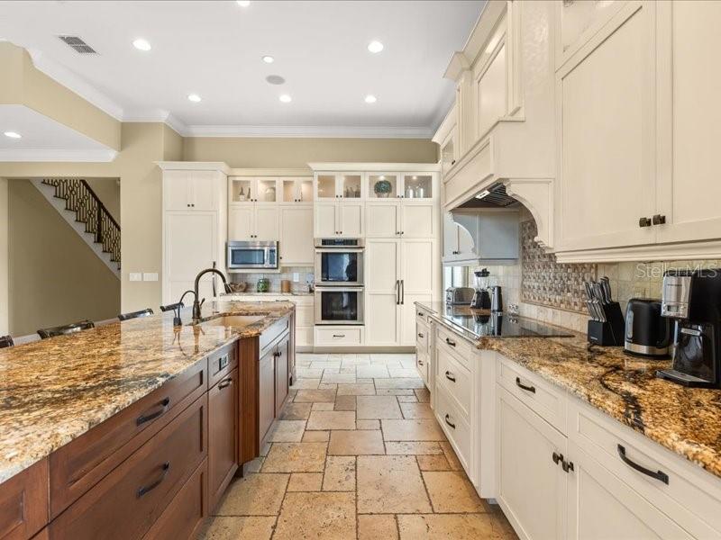 REUNION WEST VLGS NORTH - Residential