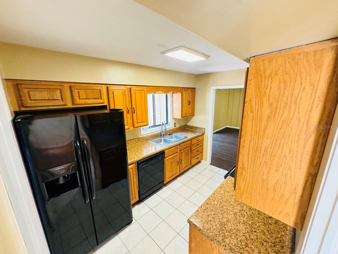 248 CROWN OAKS WAY