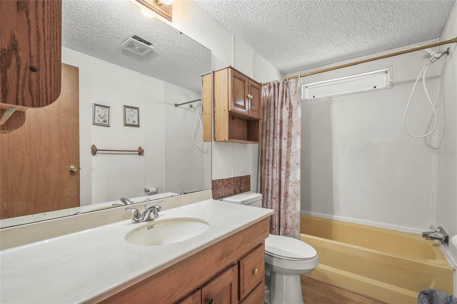 SKYWAY VILLAGE ESTATES CO-OP - Residential