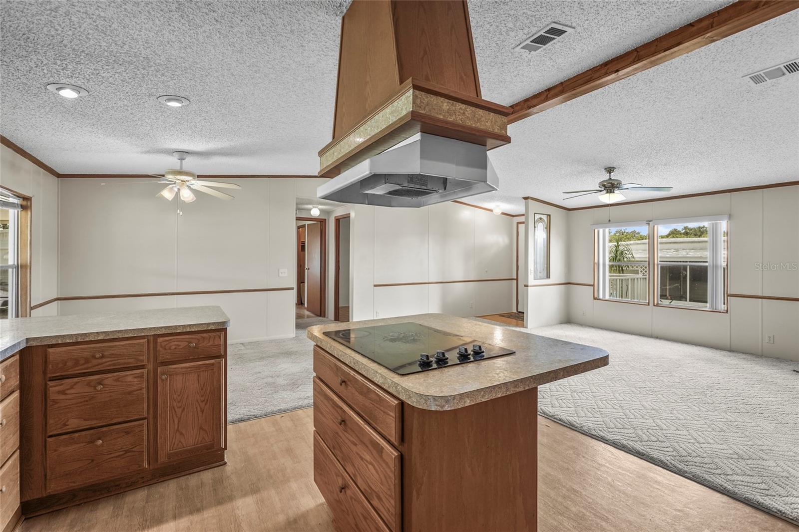 SKYWAY VILLAGE ESTATES CO-OP - Residential