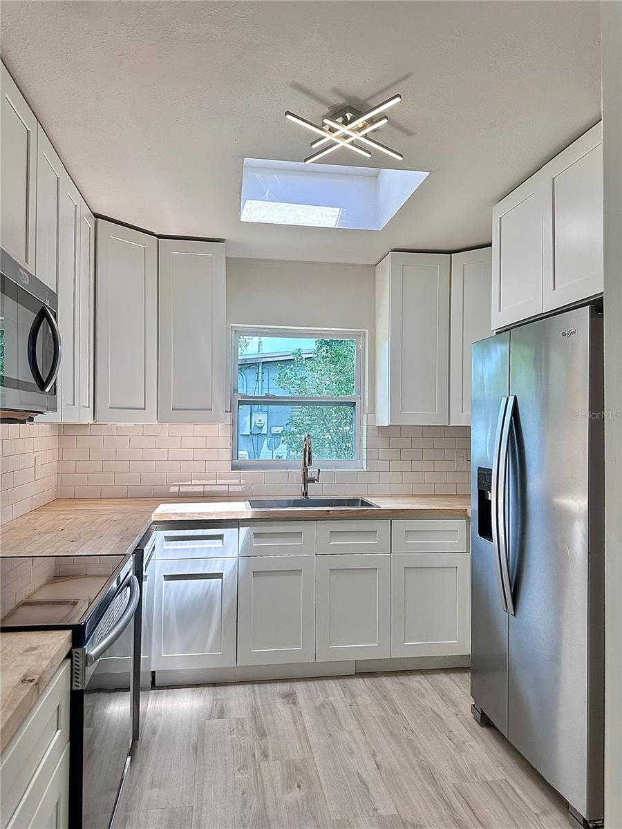 400 DALTON BOULEVARD