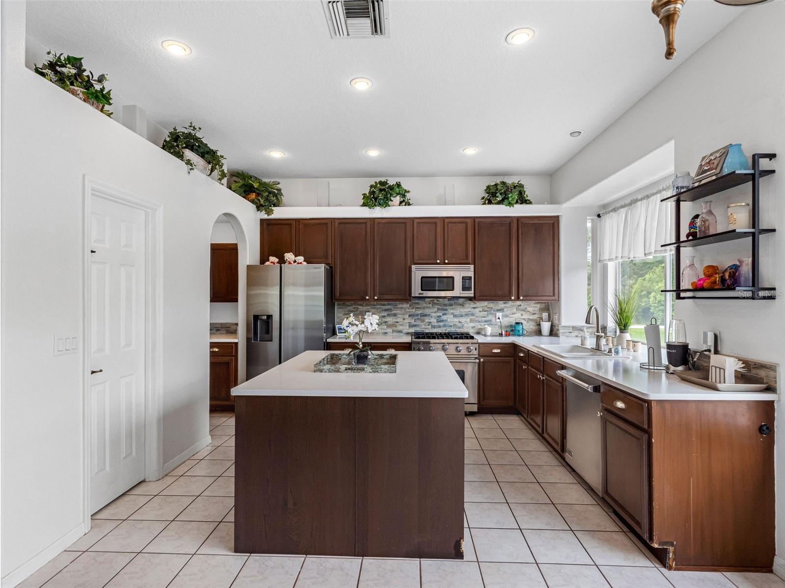 WESTCHASE SEC 110 - Residential