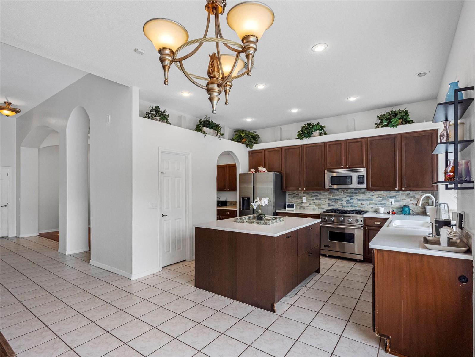 WESTCHASE SEC 110 - Residential