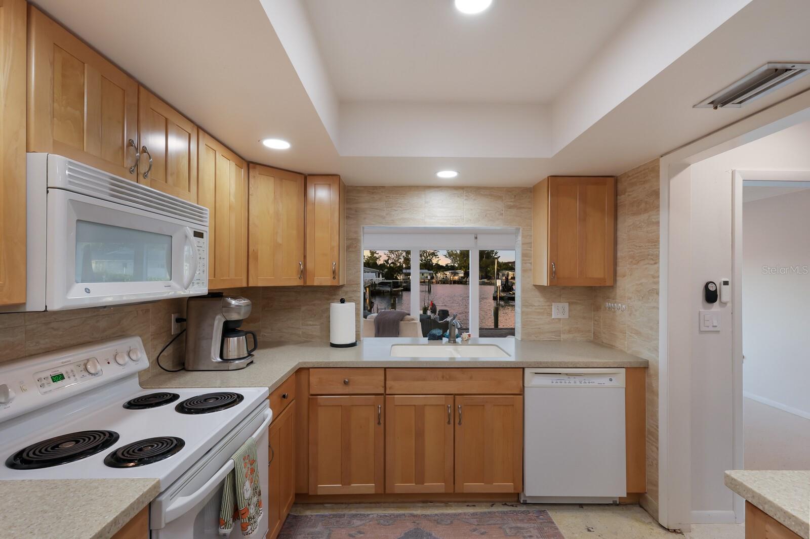 FLAMINGO CAY FIRST UNIT - Residential