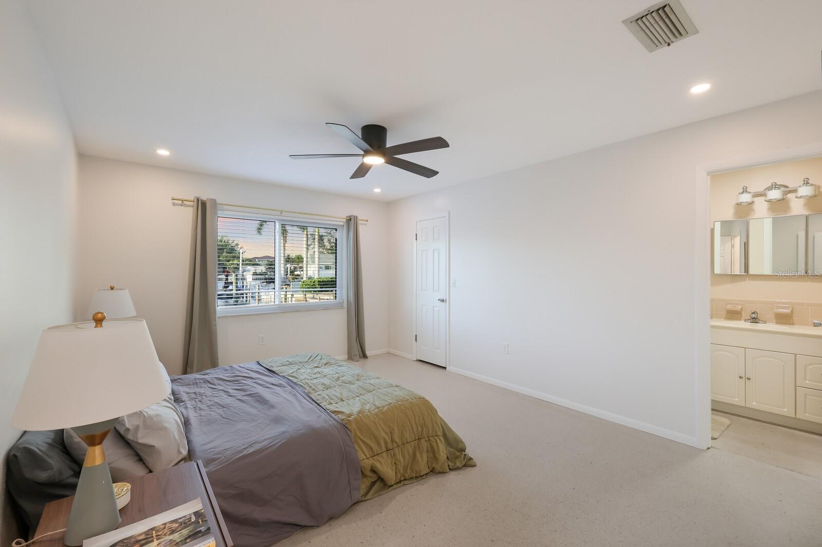 FLAMINGO CAY FIRST UNIT - Residential