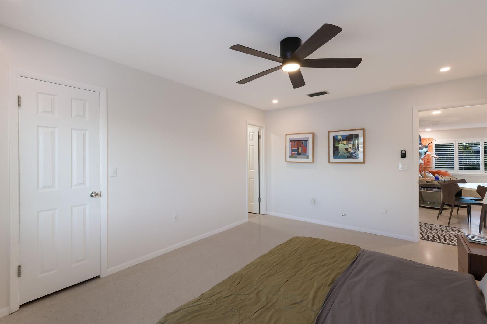 FLAMINGO CAY FIRST UNIT - Residential