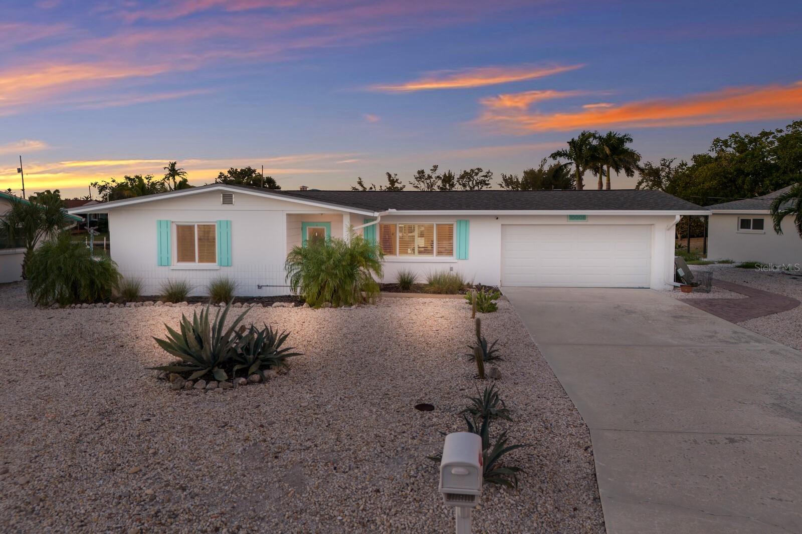 FLAMINGO CAY FIRST UNIT - Residential