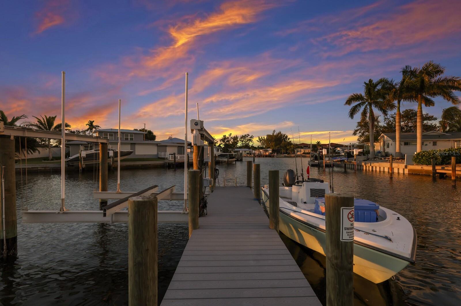 FLAMINGO CAY FIRST UNIT - Residential