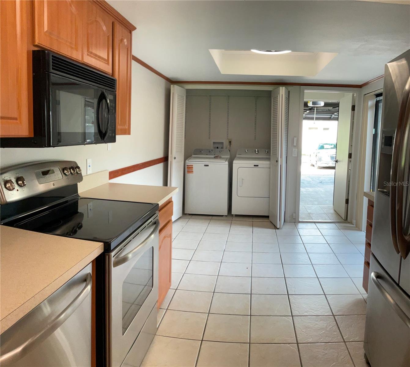 LAKE OF THE WOODS SEC 12 TWNHS - Residential Lease