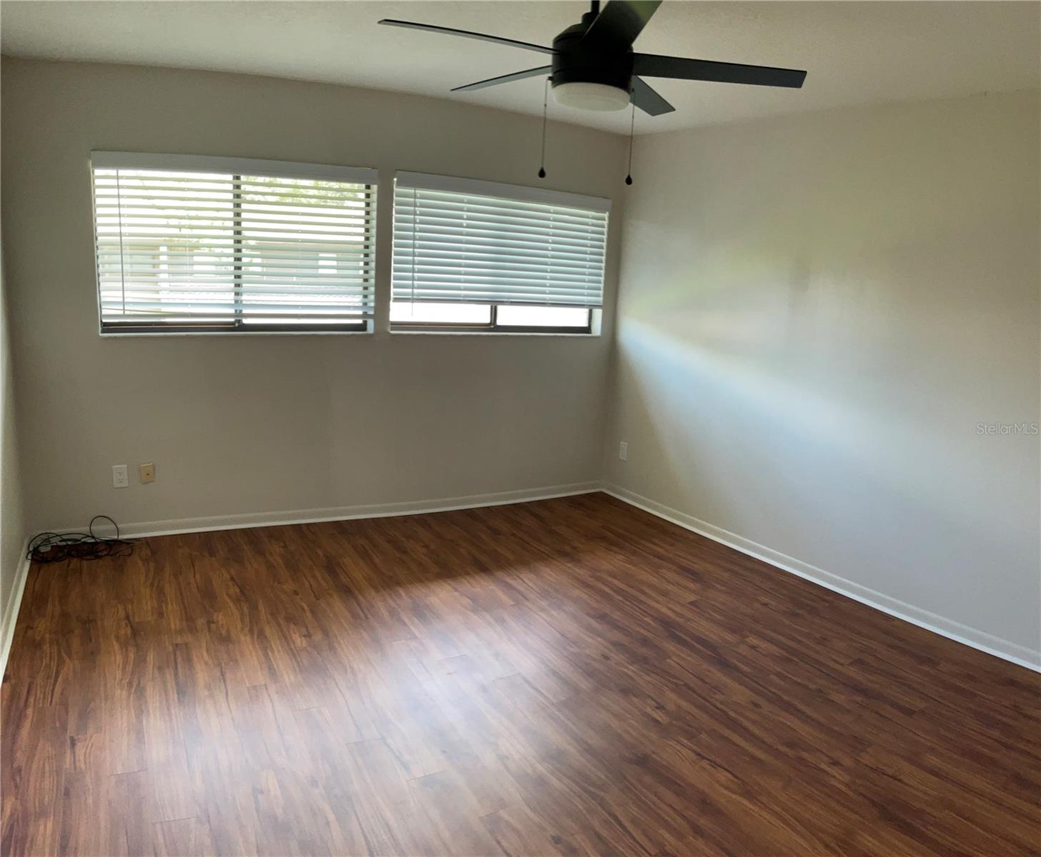 LAKE OF THE WOODS SEC 12 TWNHS - Residential Lease