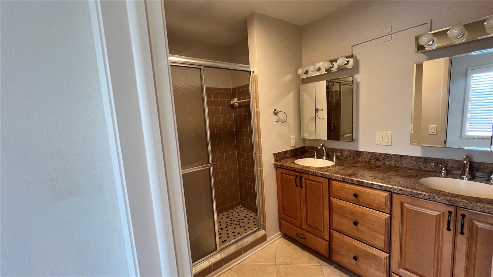 LAKE OF THE WOODS SEC 12 TWNHS - Residential Lease