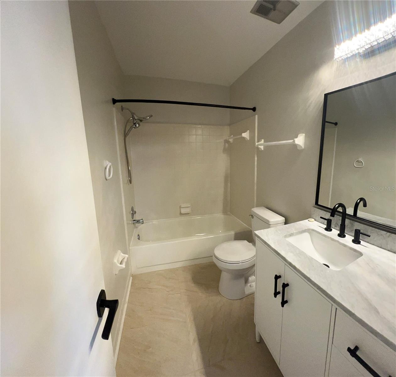 LAKE OF THE WOODS SEC 12 TWNHS - Residential Lease