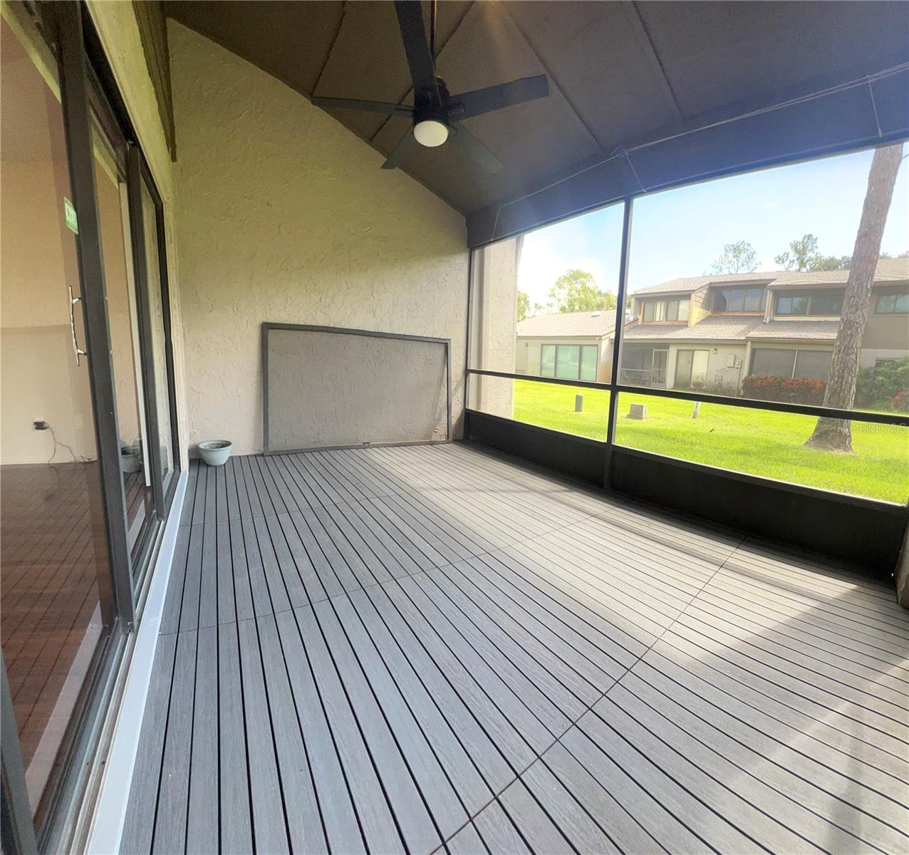 LAKE OF THE WOODS SEC 12 TWNHS - Residential Lease