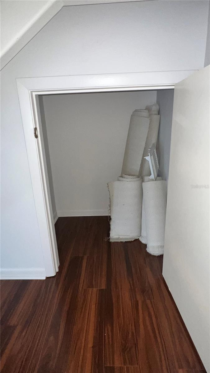 LAKE OF THE WOODS SEC 12 TWNHS - Residential Lease