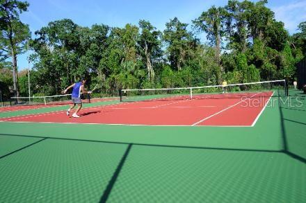 LAKE OF THE WOODS SEC 12 TWNHS - Residential Lease