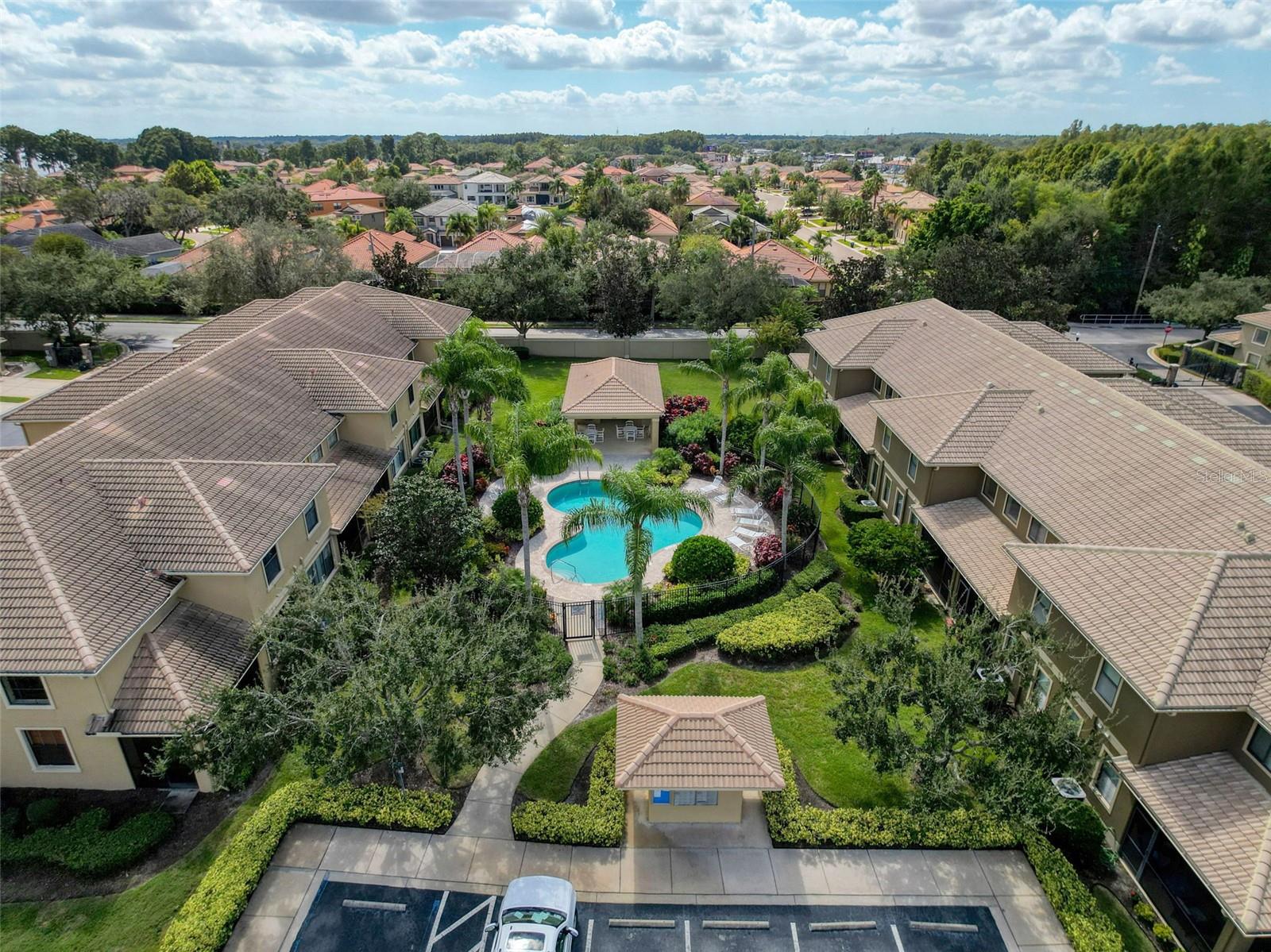 TARPON RIDGE TWNHMS - Residential