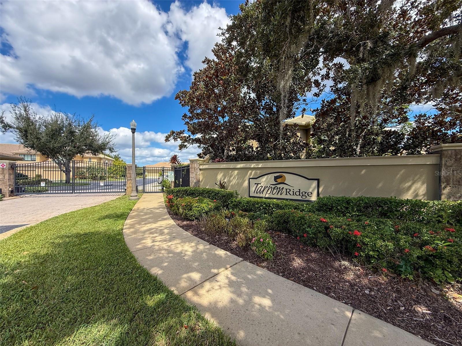 TARPON RIDGE TWNHMS - Residential