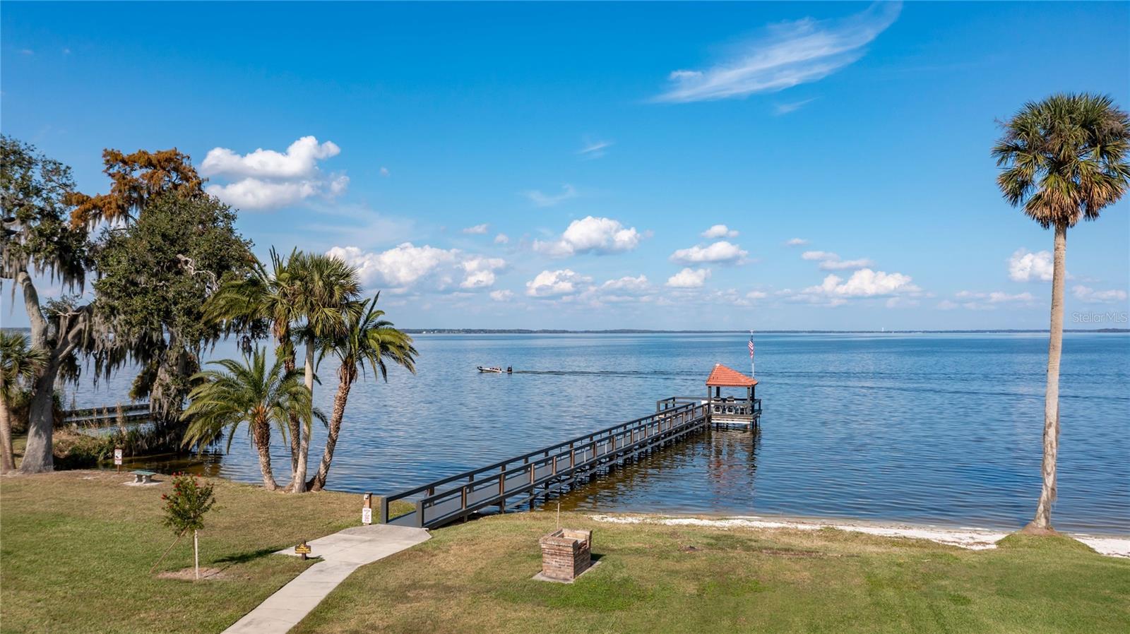 WATERWOOD - Residential