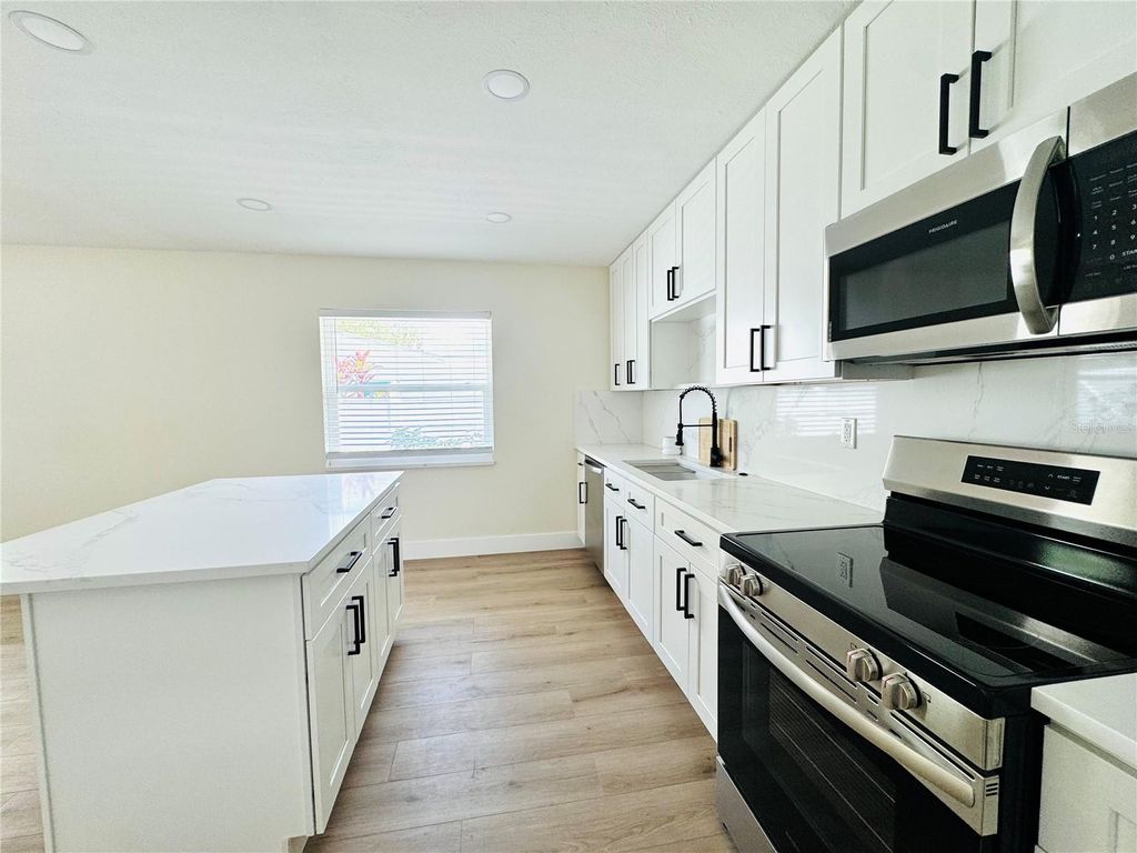 Photo of 3430 Chapel Drive, Sarasota, FL 34234 (MLS # A4661922)