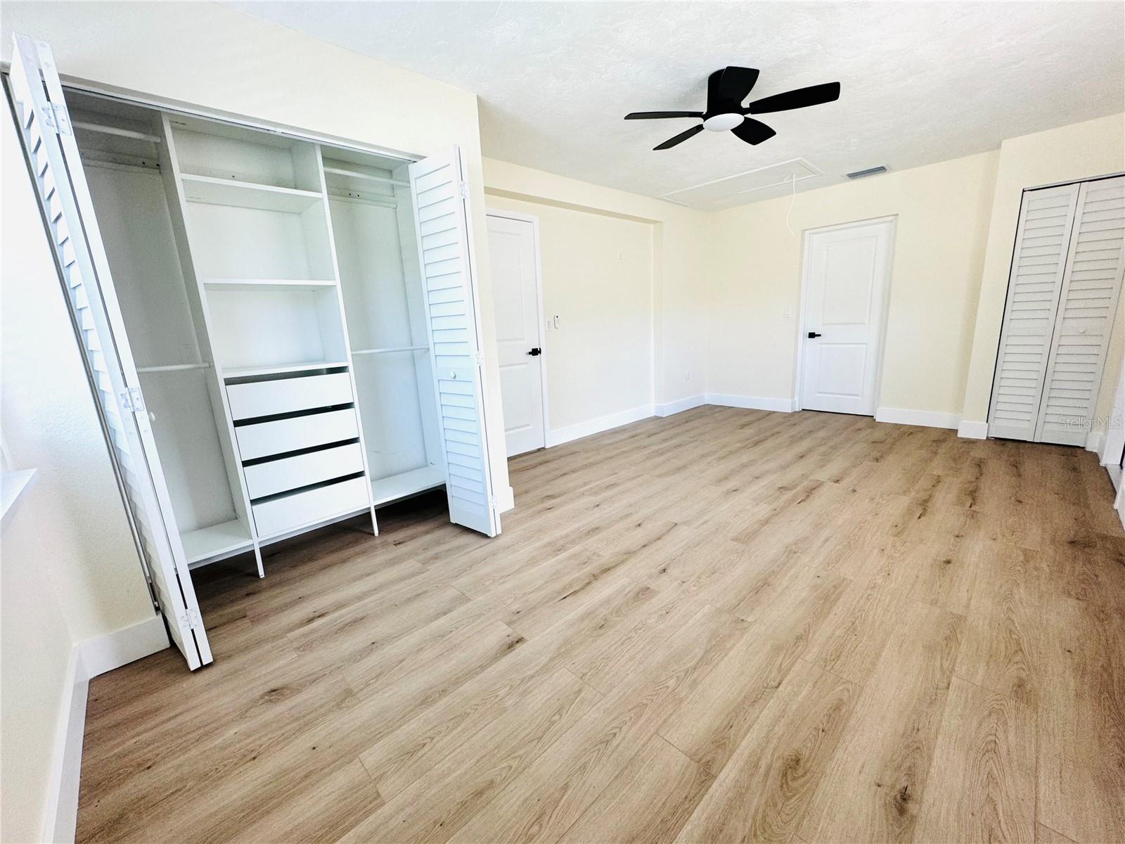 DESOTO TERRACE - Residential