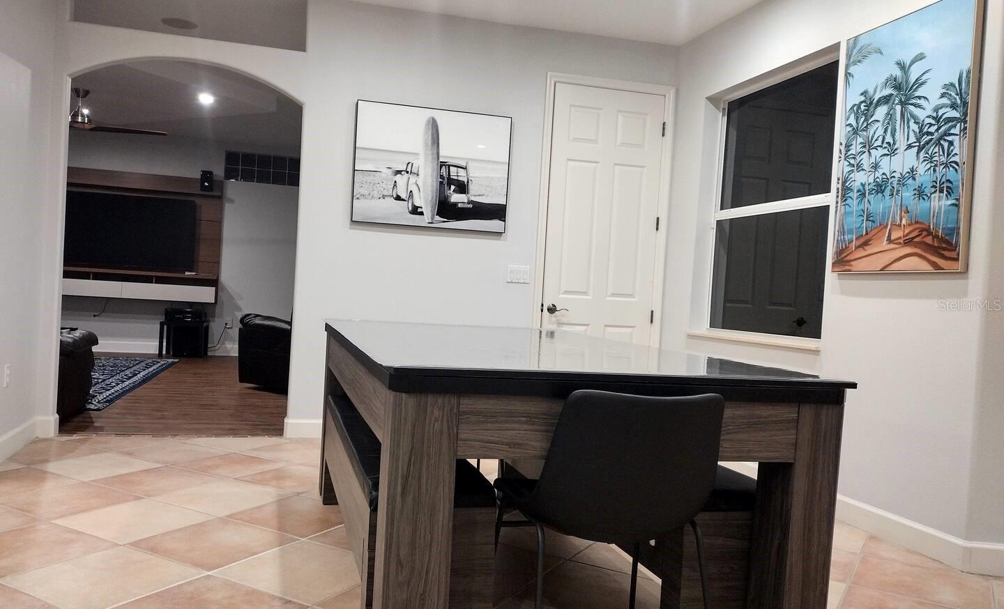 4250 SWIFT ROAD, SARASOTA, FL, 34231 2 4250 SWIFT ROAD