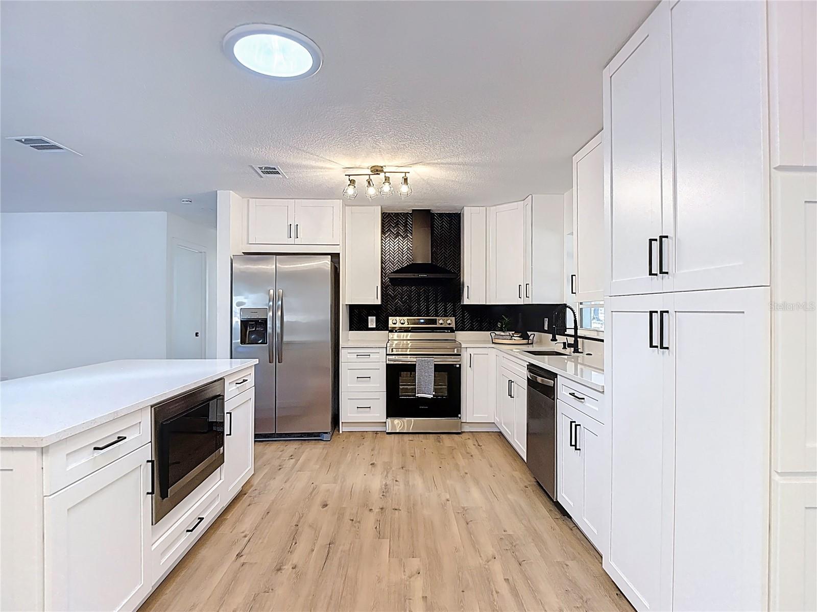 ZEPHYRHILLS COLONY CO - Residential