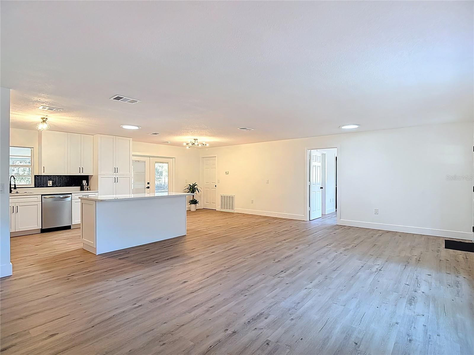 ZEPHYRHILLS COLONY CO - Residential