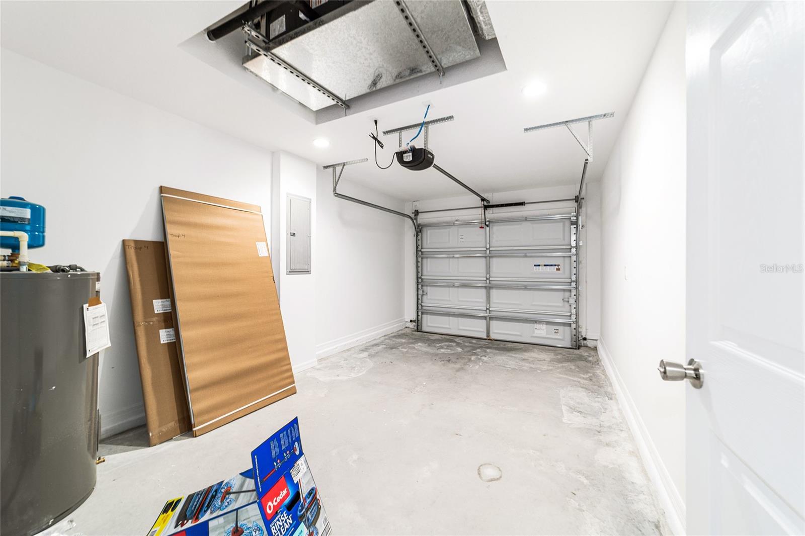 TRAILS EAST - Residential Lease