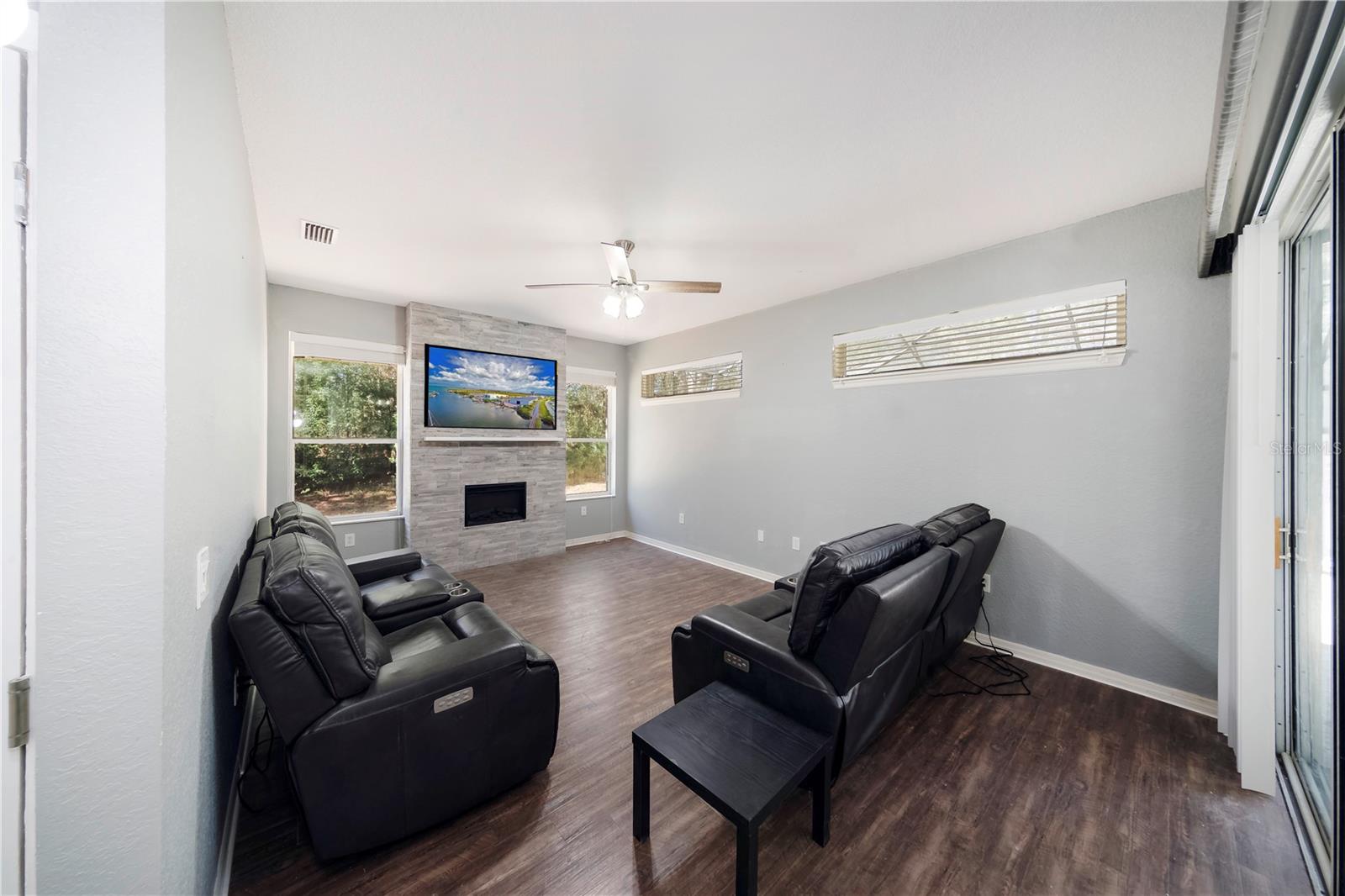 RAINBOW SPGS COUNTRY CLUB ESTATE - Residential