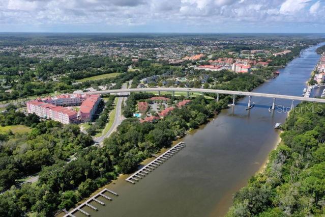 EUROPEAN VILLAGE - Residential Lease