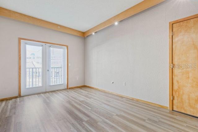 EUROPEAN VILLAGE - Residential Lease