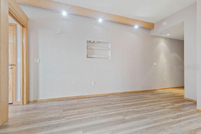 EUROPEAN VILLAGE - Residential Lease