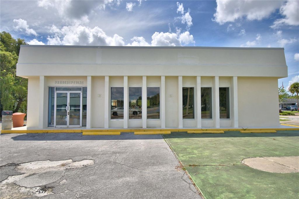 Photo of 905 E Main Street, Bartow, FL 33830 (MLS # P4934540)