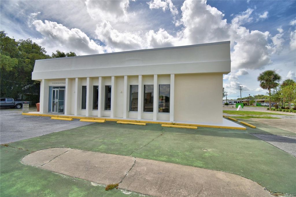 Photo of 905 E Main Street, Bartow, FL 33830 (MLS # P4934540)