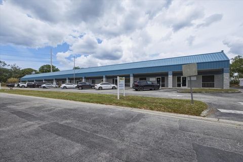 Photo of 1882 Porter Lake Drive #107/108, Sarasota, FL 34240 (MLS # A4688060)