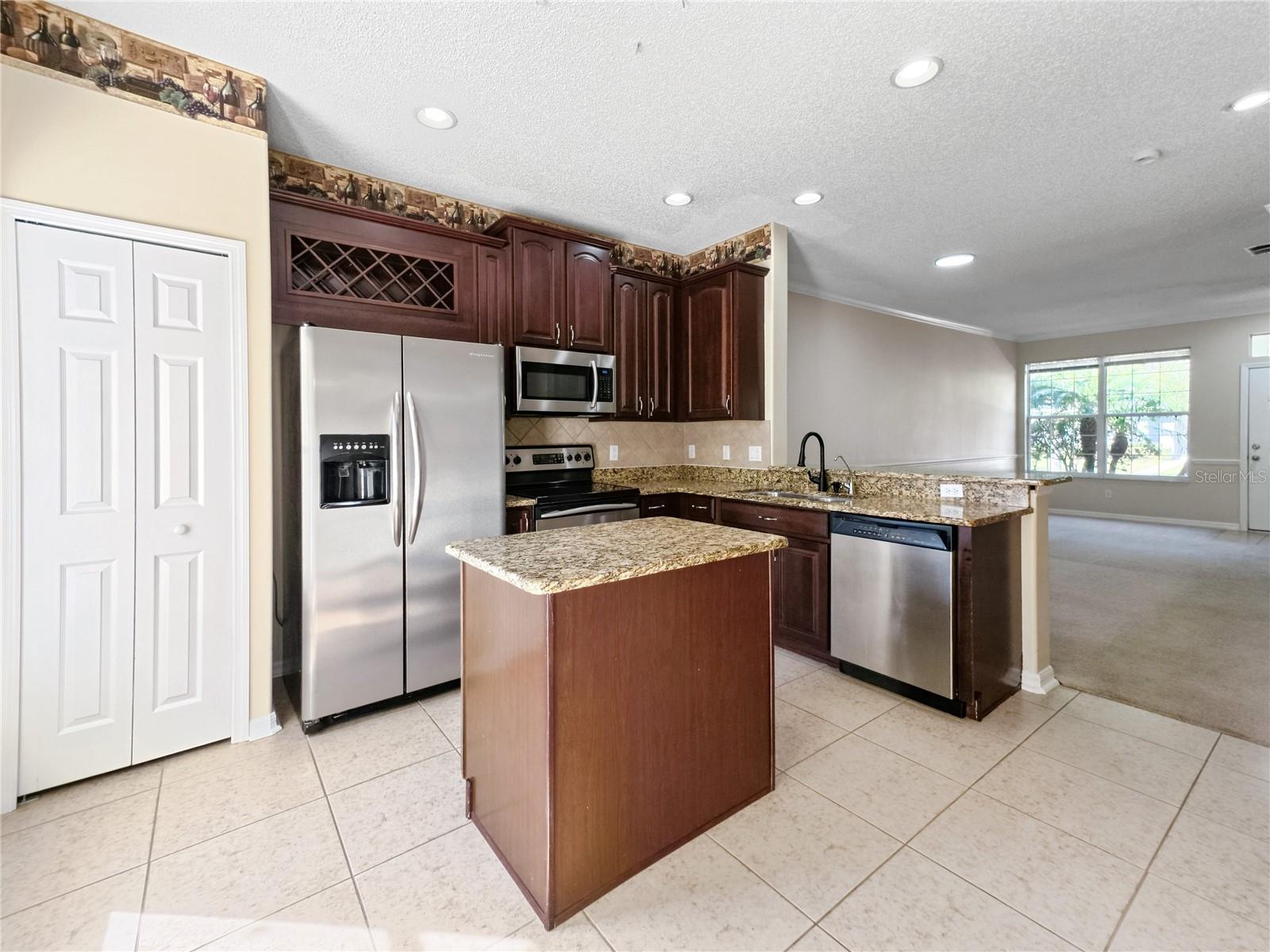 AVALON PARK VILLAGE 06 - Residential Lease