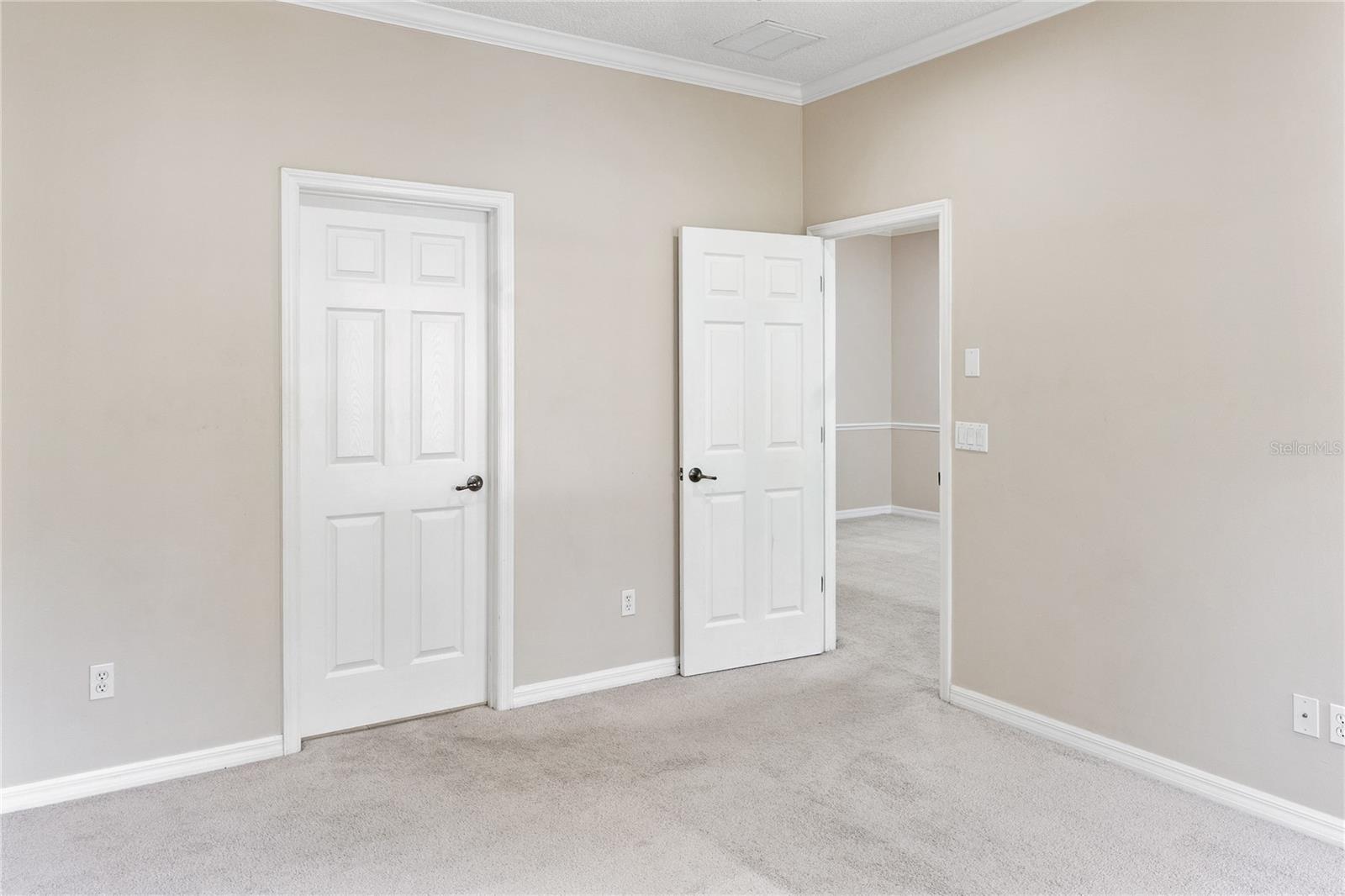 AVALON PARK VILLAGE 06 - Residential Lease