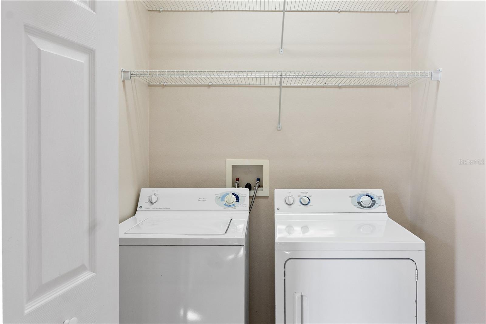 AVALON PARK VILLAGE 06 - Residential Lease