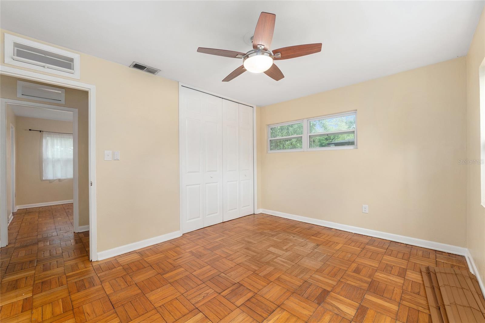 HIGHLAND COURT - Residential
