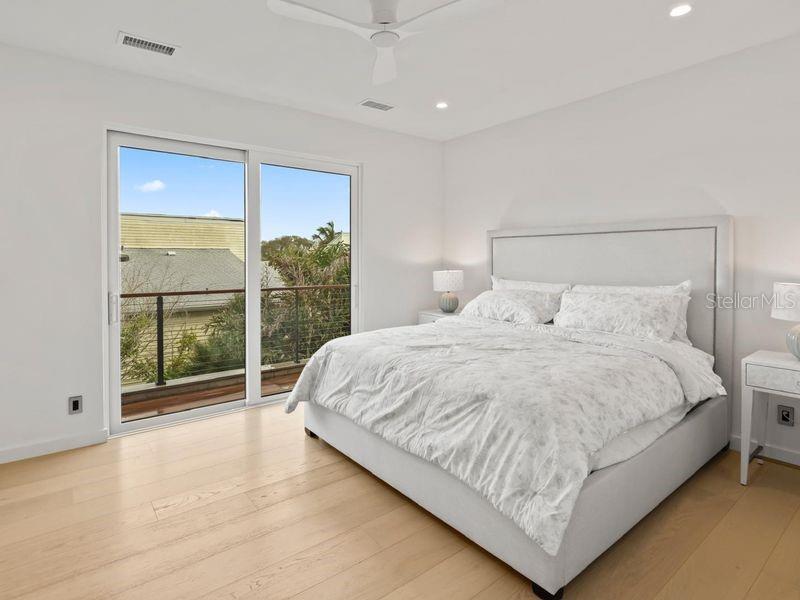 COQUINA BEACH - Residential