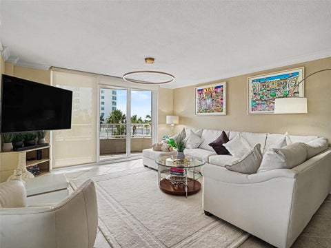 775 Longboat Club Road 304, Longboat Key, FL 34228